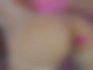 Innanaa's Live Sex Cam Show