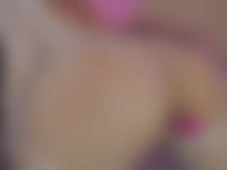 Innanaa's Live Sex Cam Show