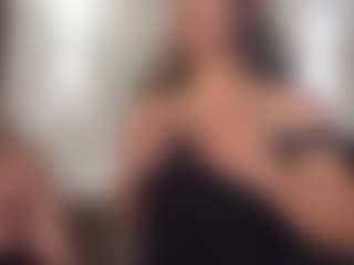 Innanaa's Live Sex Cam Show
