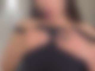 Innanaa's Live Sex Cam Show