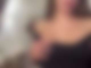 Innanaa's Live Sex Cam Show