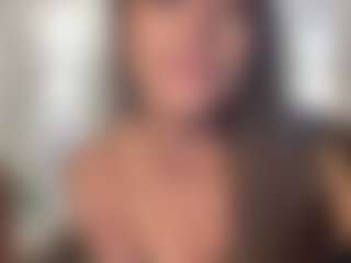 Innanaa's Live Sex Cam Show