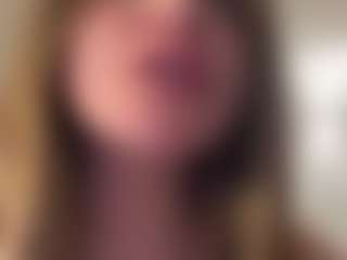 Innanaa's Live Sex Cam Show