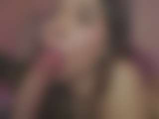 Innanaa's Live Sex Cam Show