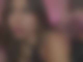 Innanaa's Live Sex Cam Show