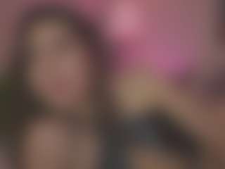 Innanaa's Live Sex Cam Show