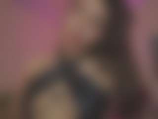 Innanaa's Live Sex Cam Show