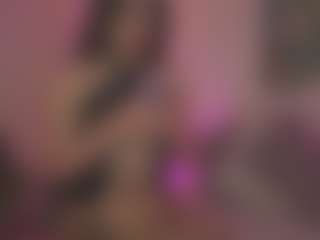 Innanaa's Live Sex Cam Show