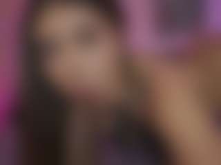 Innanaa's Live Sex Cam Show