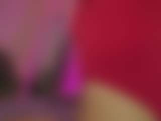 Innanaa's Live Sex Cam Show