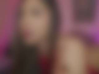 Innanaa's Live Sex Cam Show