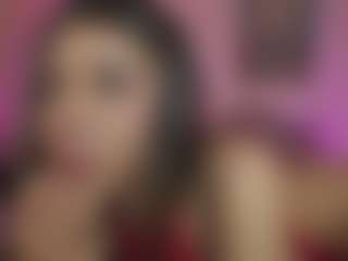 Innanaa's Live Sex Cam Show