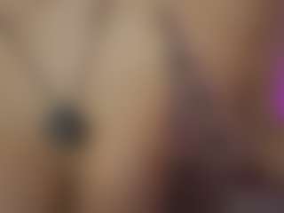 Innanaa's Live Sex Cam Show