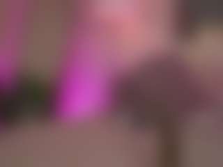 Innanaa's Live Sex Cam Show