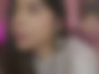 Innanaa's Live Sex Cam Show
