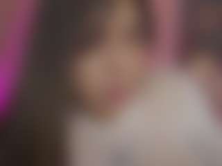 Live cam show with Innanaa - Fingering on alttransgirls