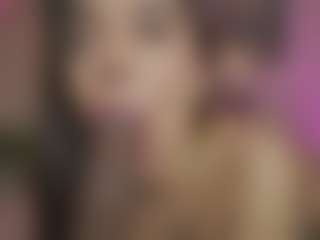 Innanaa's Live Sex Cam Show
