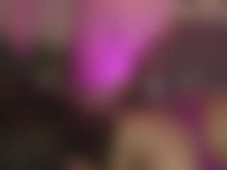 Live cam show with Innanaa - Toys on crypto-cams