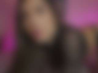 Innanaa's Live Sex Cam Show