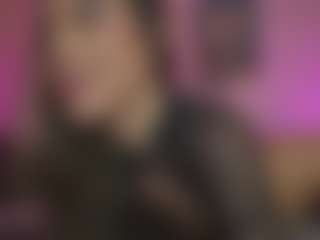 Innanaa's Live Sex Cam Show