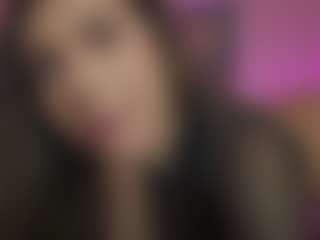 Innanaa's Live Sex Cam Show