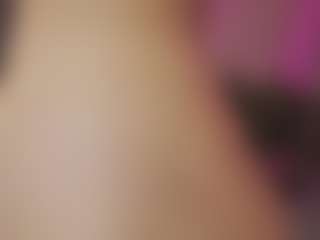 Innanaa's Live Sex Cam Show