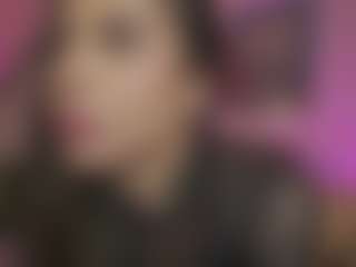 Innanaa's Live Sex Cam Show