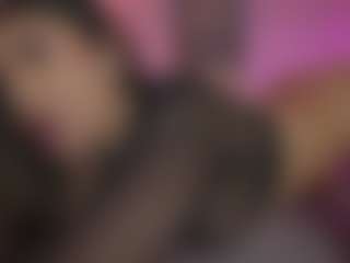 Innanaa's Live Sex Cam Show