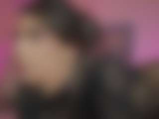 Innanaa's Live Sex Cam Show