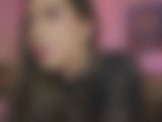 Live cam show with Innanaa - Fishnets on CamClone