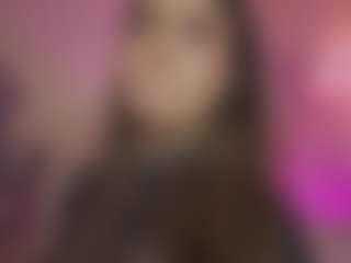Innanaa's Live Sex Cam Show
