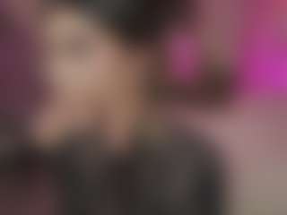 Innanaa's Live Sex Cam Show