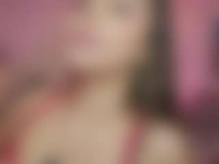 Innanaa's Live Sex Cam Show