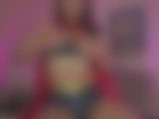 Innanaa's Live Sex Cam Show