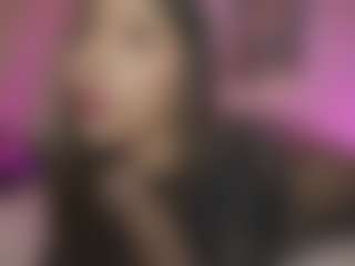 Innanaa's Live Sex Cam Show