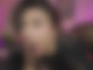 Innanaa's Live Sex Cam Show