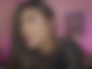 Innanaa's Live Sex Cam Show