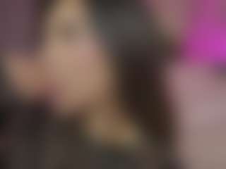 Innanaa's Live Sex Cam Show