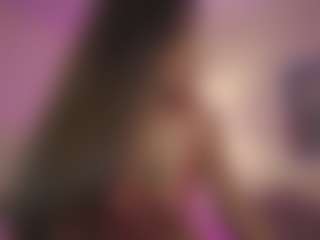 Innanaa's Live Sex Cam Show