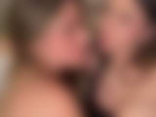 Innanaa's Live Sex Cam Show