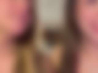 Live cam show with Innanaa - Bdsm MILF on live.xbliss.ai