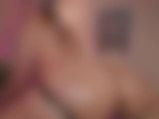 Innanaa's Live Sex Cam Show