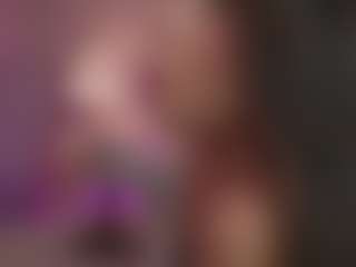 Innanaa's Live Sex Cam Show
