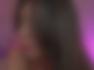 Innanaa's Live Sex Cam Show