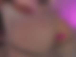 Innanaa's Live Sex Cam Show
