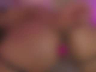 Innanaa's Live Sex Cam Show