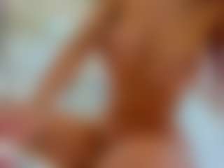 Live cam show with Russian-Ava - Bedroom Latina on Camsoda