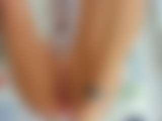 Russian-Ava's Live Sex Cam Show