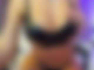 Live cam show with Russian-Ava - Petite on SmokeAndPoke