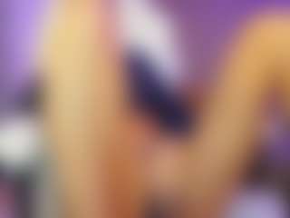 Show de câmera ao vivo com Russian-Ava - Petite no Camsoda